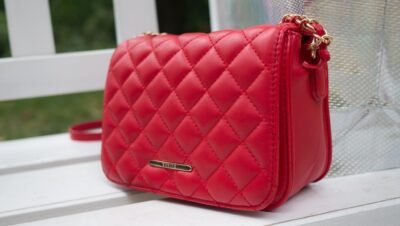 Bolsas de couro estruturadas ou maleáveis qual escolher